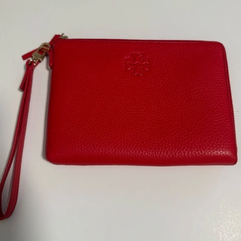 Tory Burch Women's deep red  Large Pebbled zip around clutch/wallet